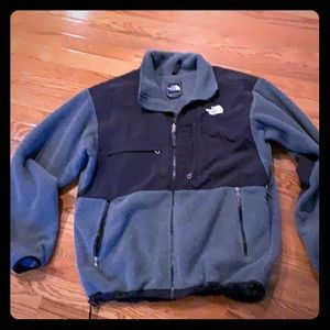 Grey North Face Denali Fleece Jacket Men’s Medium